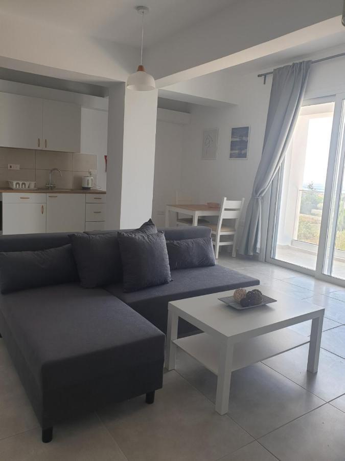 Blue Seaview Appartments Paphos Ngoại thất bức ảnh